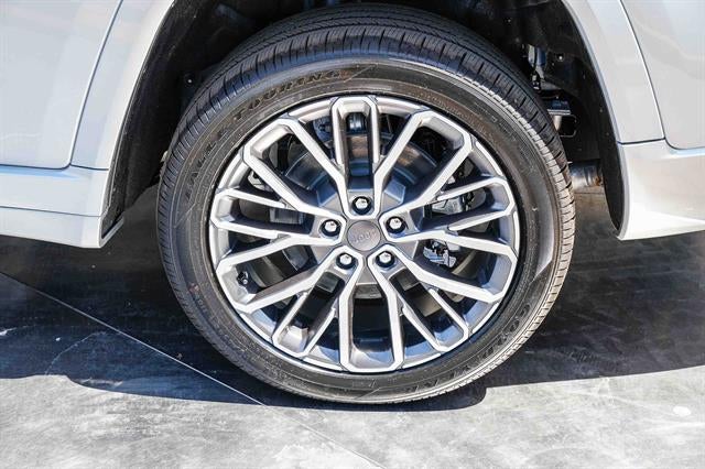 2026 Jeep Grand Cherokee GRAND CHEROKEE L SUMMIT 4X4