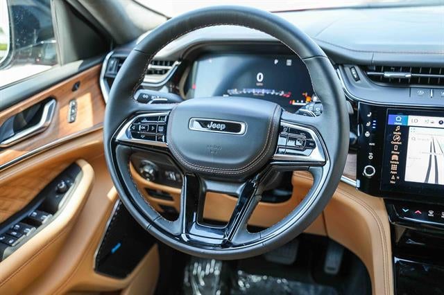 2026 Jeep Grand Cherokee GRAND CHEROKEE L SUMMIT 4X4