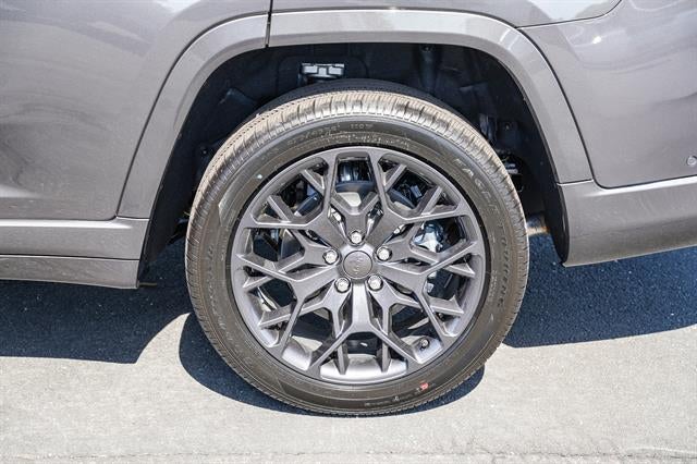 2026 Jeep Grand Cherokee GRAND CHEROKEE L SUMMIT 4X4