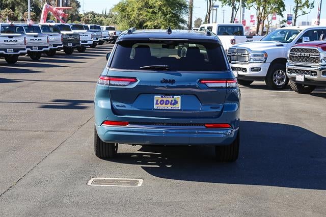 2026 Jeep Grand Cherokee GRAND CHEROKEE L SUMMIT 4X4