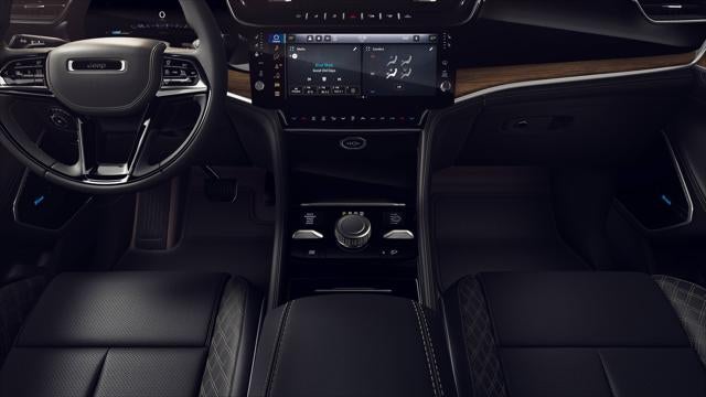 2026 Jeep Grand Cherokee GRAND CHEROKEE L SUMMIT 4X4
