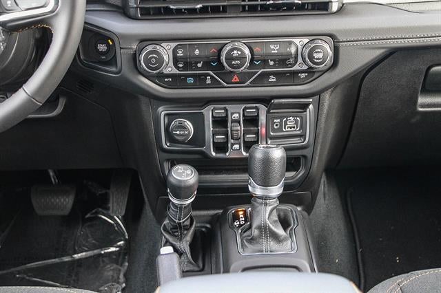 2024 Jeep Wrangler 4xe WRANGLER 4-DOOR SAHARA 4xe