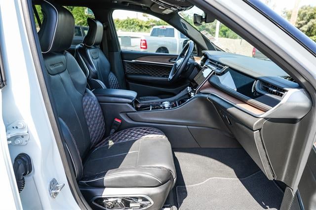 2022 Jeep Grand Cherokee 4xe Summit 4x4