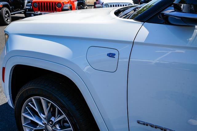 2022 Jeep Grand Cherokee 4xe Summit 4x4