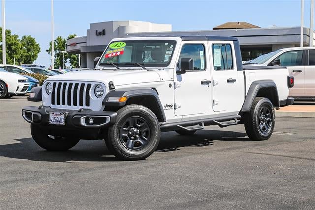 2023 Jeep Gladiator Sport's photo