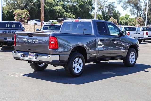 2026 RAM Ram 1500 RAM 1500 BIG HORN QUAD CAB 4X2 6'4' BOX