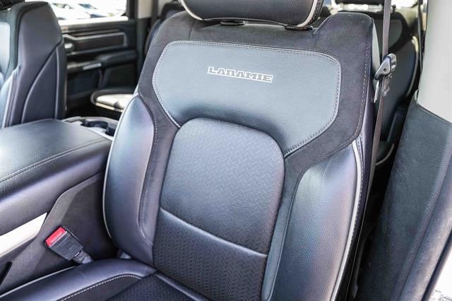 2022 RAM 1500 Laramie Crew Cab 4x2 5'7' Box