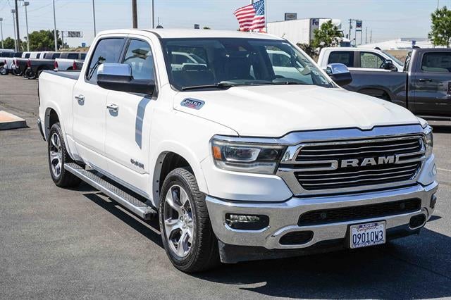 2022 RAM 1500 Laramie Crew Cab 4x2 5'7' Box