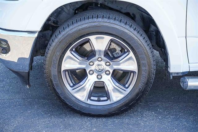 2022 RAM 1500 Laramie Crew Cab 4x2 5'7' Box
