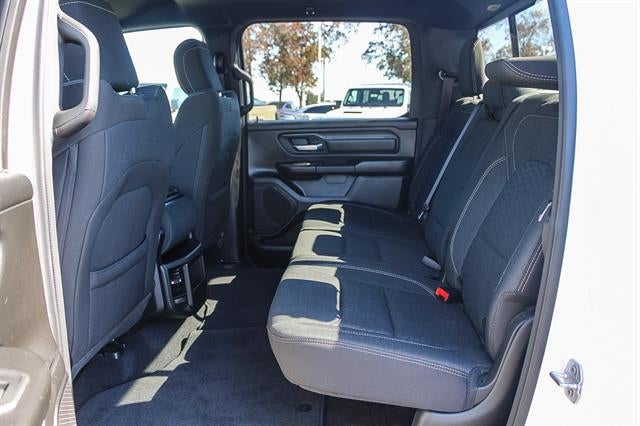 2025 RAM 1500 Tradesman Crew Cab 4x4 5'7' Box