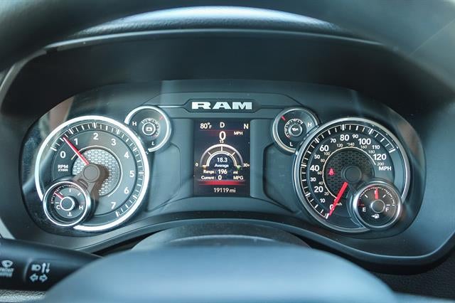 2025 RAM 1500 Tradesman Crew Cab 4x4 5'7' Box