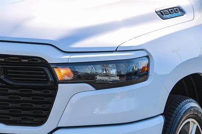 2025 RAM 1500 Tradesman Crew Cab 4x4 5'7' Box