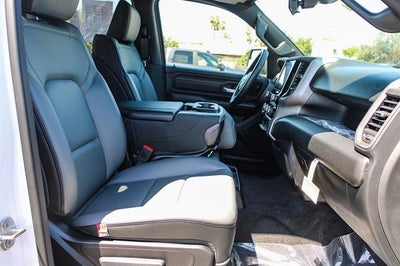 2025 RAM 1500 Tradesman Quad Cab 4x2 6'4' Box