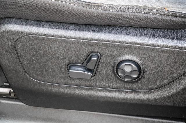 2020 RAM 1500 Big Horn Quad Cab 4x4 6'4' Box