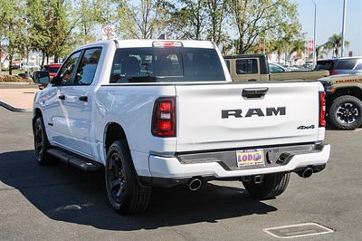 2026 RAM Ram 1500 RAM 1500 EXPRESS CREW CAB 4X4 5'7' BOX