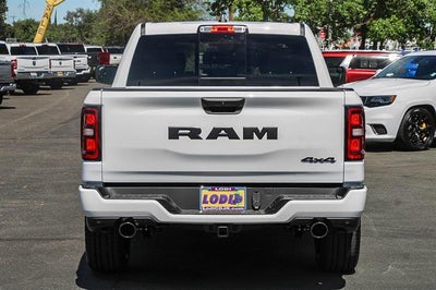 2026 RAM Ram 1500 RAM 1500 EXPRESS CREW CAB 4X4 5'7' BOX