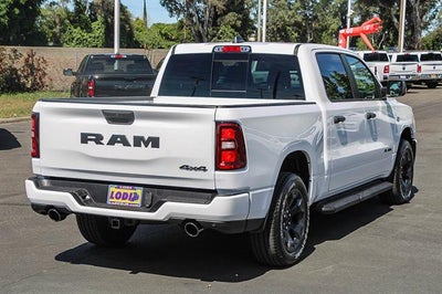 2026 RAM Ram 1500 RAM 1500 EXPRESS CREW CAB 4X4 5'7' BOX