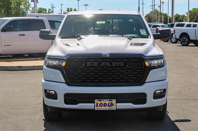 2026 RAM Ram 1500 RAM 1500 EXPRESS CREW CAB 4X4 5'7' BOX