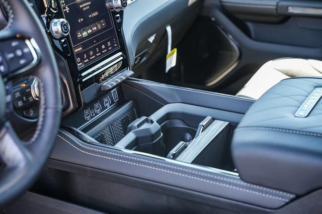 2026 RAM Ram 1500 RAM 1500 LIMITED CREW CAB 4X4 5'7' BOX