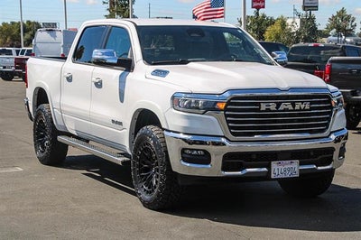2025 RAM 1500 Laramie Crew Cab 4x4 5'7' Box