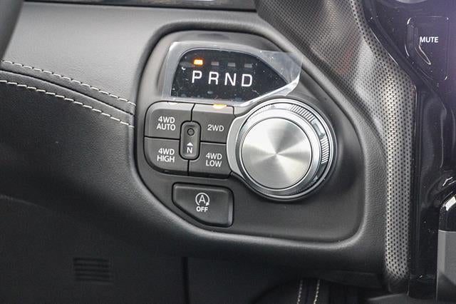 2026 RAM Ram 1500 RAM 1500 LIMITED CREW CAB 4X4 6'4' BOX