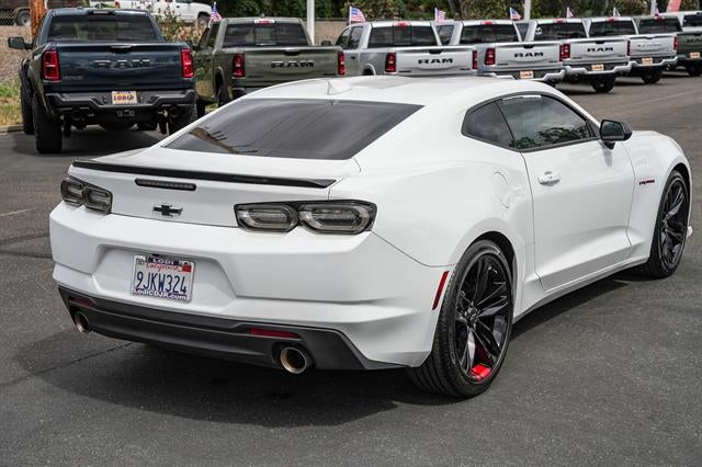 2023 Chevrolet Camaro RWD Coupe 2LT