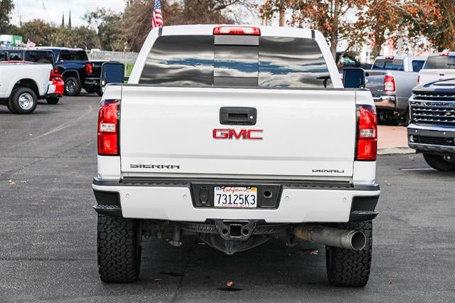 2015 GMC Sierra 2500HD Denali