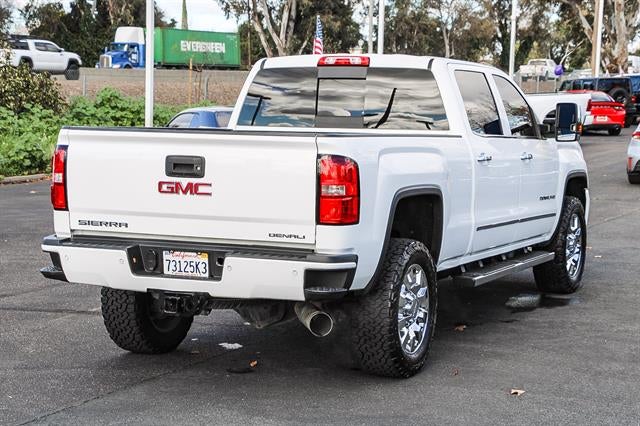 2015 GMC Sierra 2500HD Denali