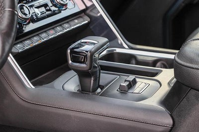 2024 GMC Sierra 1500 4WD Crew Cab Short Box Denali