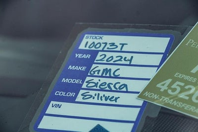 2024 GMC Sierra 1500 4WD Crew Cab Short Box Denali