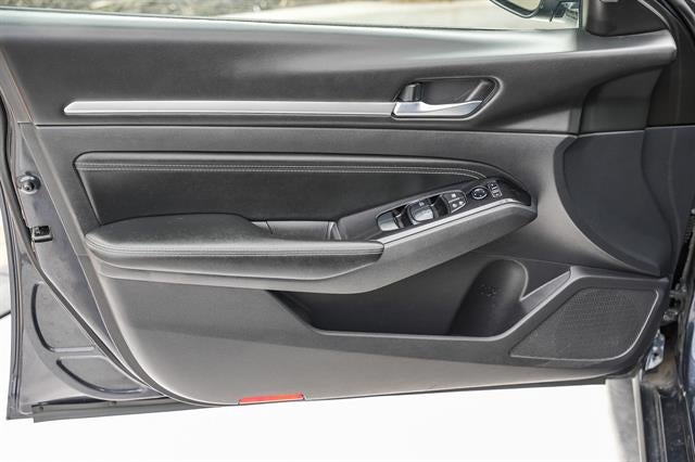 2020 Nissan Altima SL FWD