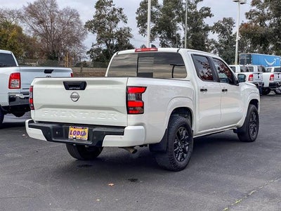2023 Nissan Frontier Crew Cab SV 4x2