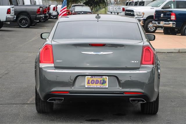 2018 Chrysler 300 Limited AWD