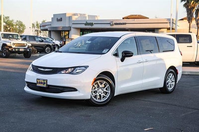 2026 Chrysler Voyager VOYAGER LX