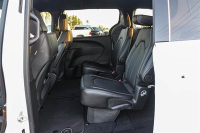 2026 Chrysler Voyager VOYAGER LX