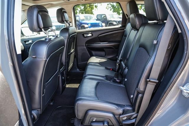 2020 Dodge Journey Crossroad