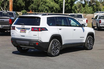 2026 Jeep Cherokee CHEROKEE LAREDO 4X4