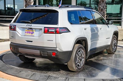 2026 Jeep Cherokee CHEROKEE LAREDO 4X4