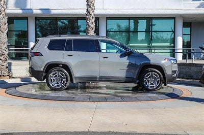 2026 Jeep Cherokee CHEROKEE LAREDO 4X4