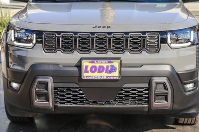 2026 Jeep Cherokee CHEROKEE LAREDO 4X4
