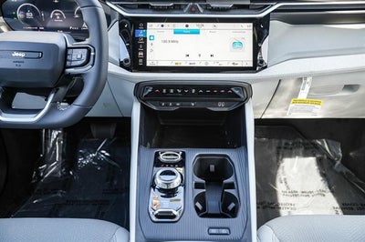 2026 Jeep Cherokee CHEROKEE LAREDO 4X4