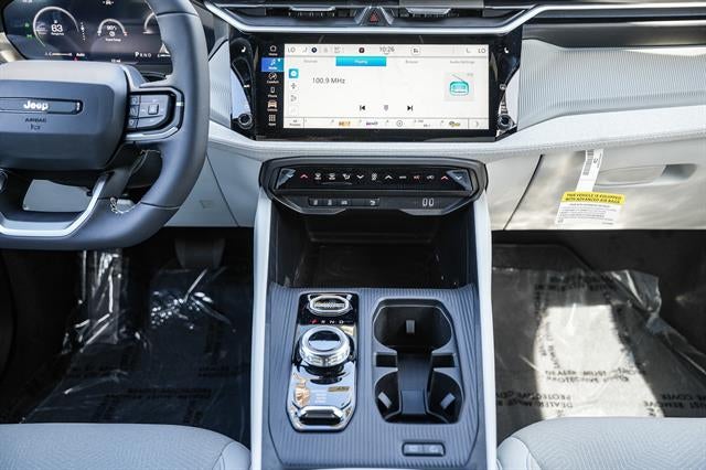 2026 Jeep Cherokee CHEROKEE LAREDO 4X4