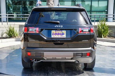 2026 Jeep Cherokee CHEROKEE LAREDO 4X4