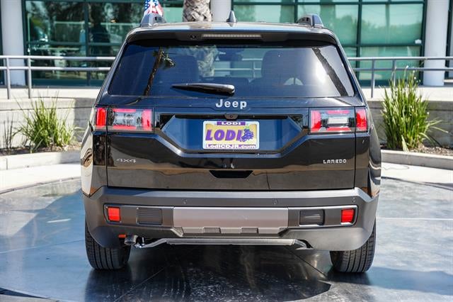 2026 Jeep Cherokee CHEROKEE LAREDO 4X4