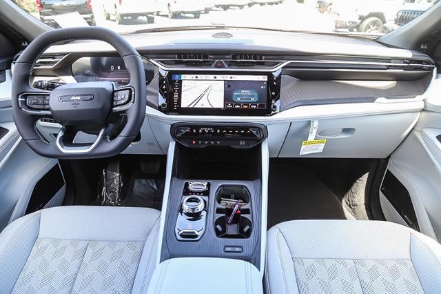 2026 Jeep Cherokee CHEROKEE OVERLAND 4X4