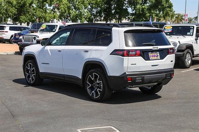 2026 Jeep Cherokee CHEROKEE OVERLAND 4X4