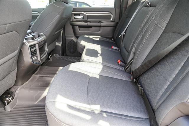 2026 RAM Ram 3500 RAM 3500 BIG HORN CREW CAB 4X4 6'4' BOX