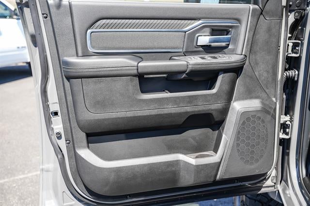 2026 RAM Ram 3500 RAM 3500 BIG HORN CREW CAB 4X4 6'4' BOX