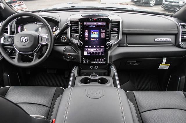 2026 RAM Ram 3500 RAM 3500 LARAMIE CREW CAB 4X4 6'4' BOX