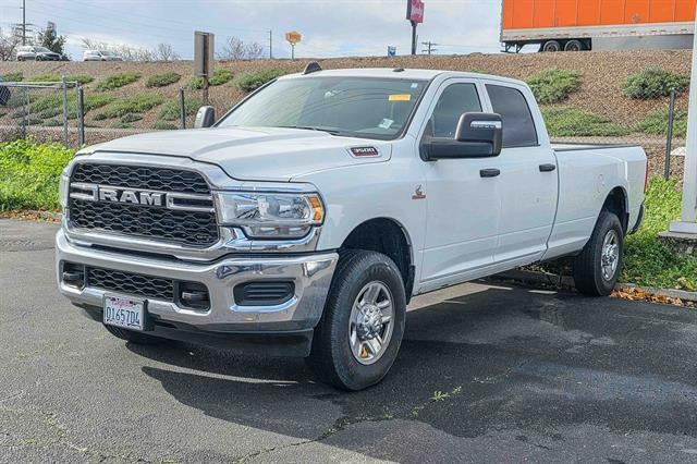 2024 RAM 3500 Tradesman Crew Cab 4x4 8' Box